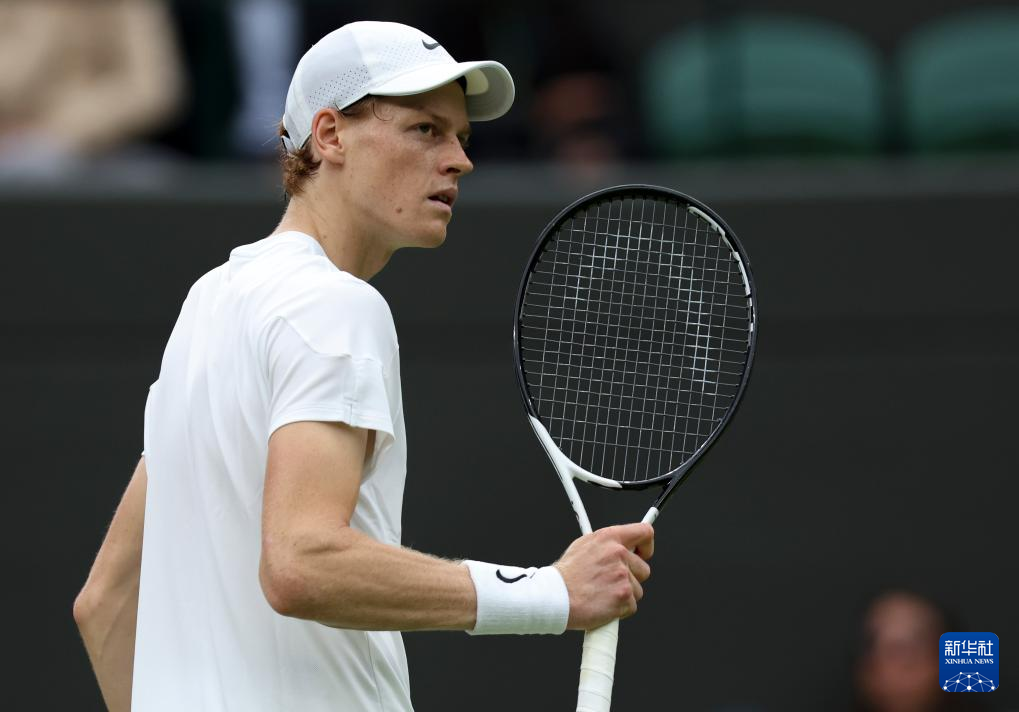 更为全球足 更为全球足