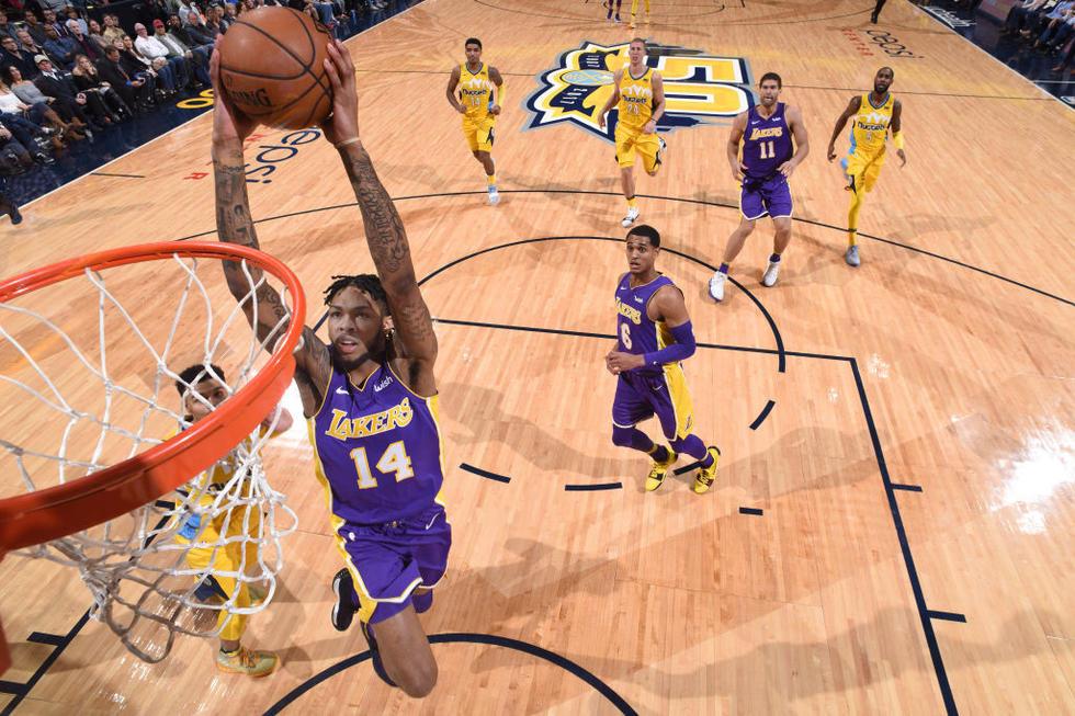 两位杰出的 两位杰出的