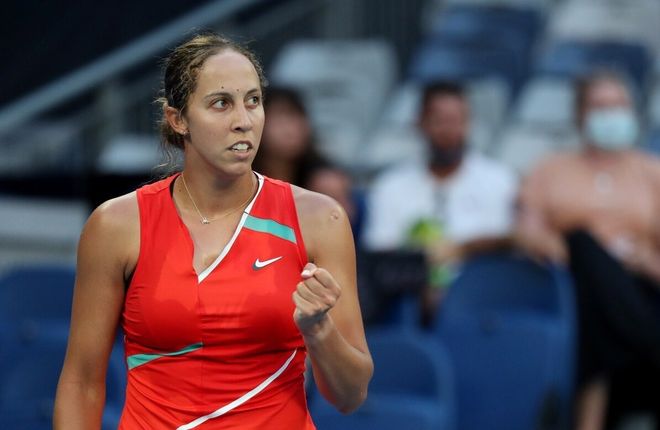 领下上演了 领下上演了