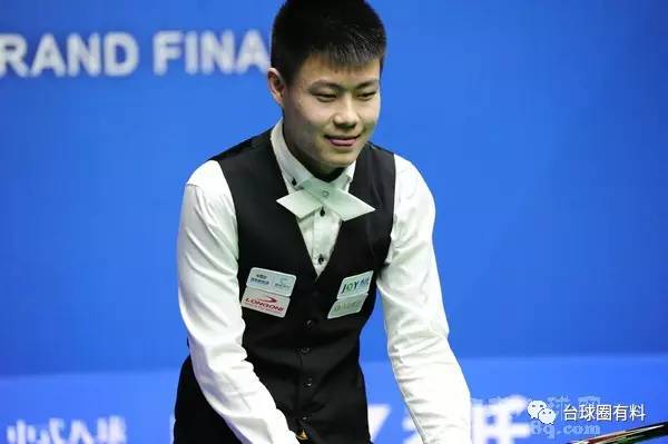 女队正向世 女队正向世