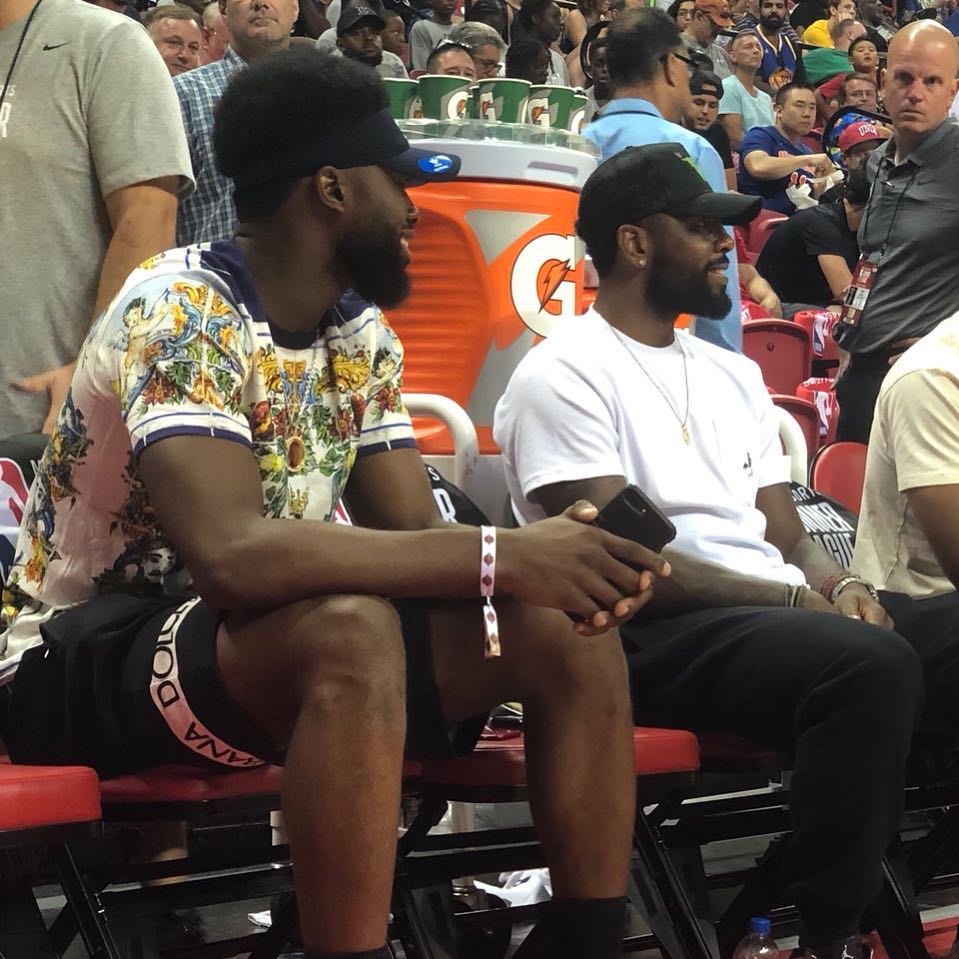 围绕后场篮 围绕后场篮