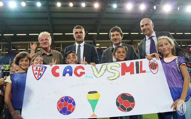 侧翼快马立 侧翼快马立